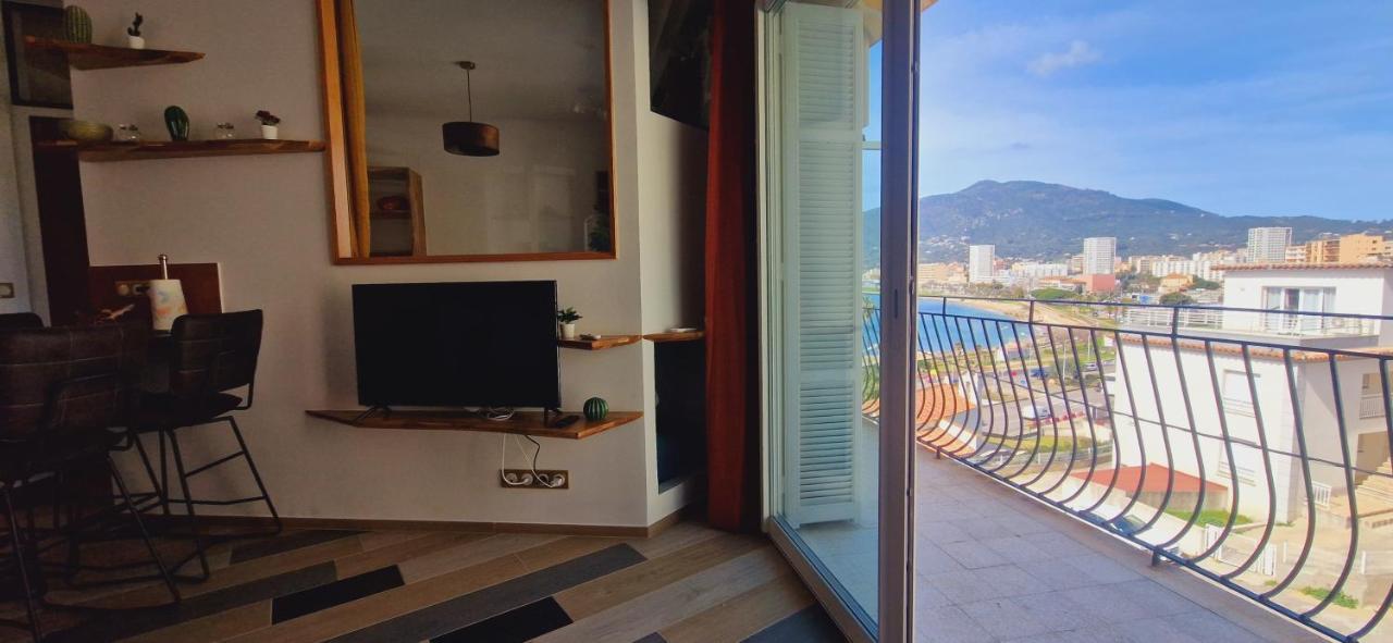Magnifique Appartement Avec Balcon Vue Mer A L'Entree D'Ajaccio Ajaccio  Extérieur photo