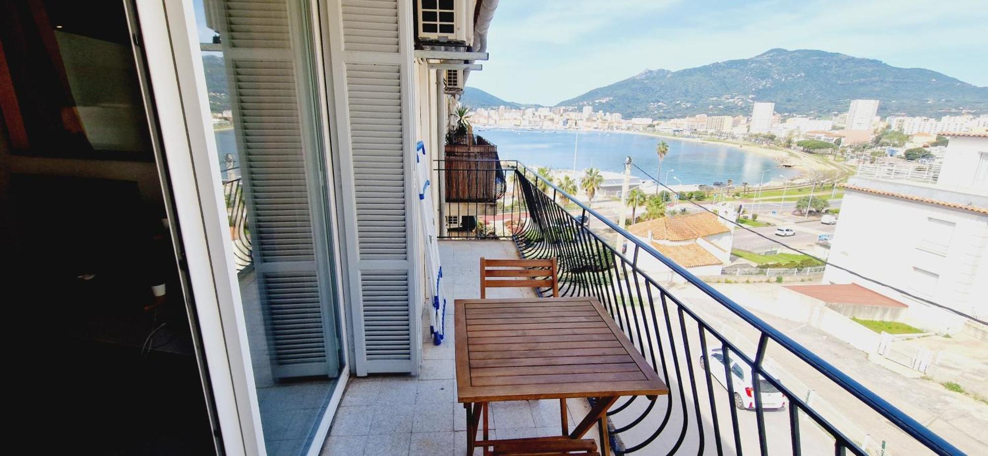 Magnifique Appartement Avec Balcon Vue Mer A L'Entree D'Ajaccio Ajaccio  Extérieur photo