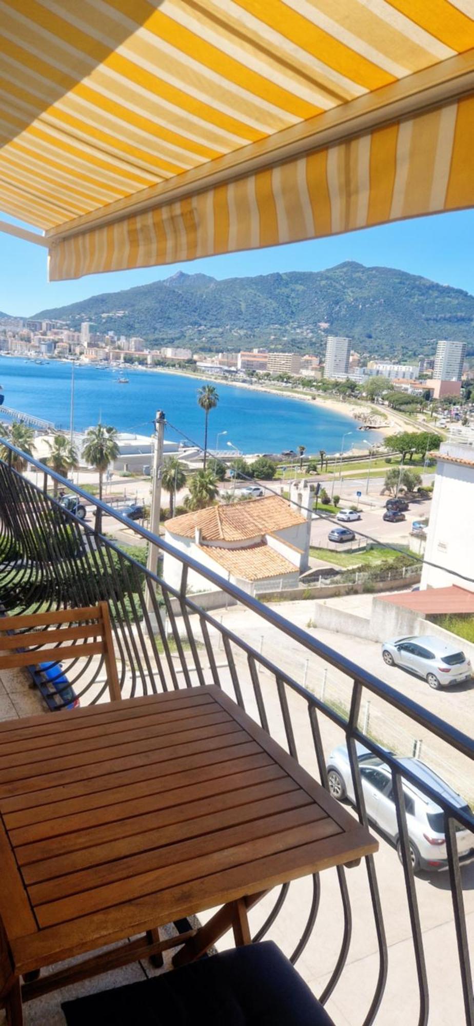 Magnifique Appartement Avec Balcon Vue Mer A L'Entree D'Ajaccio Ajaccio  Extérieur photo